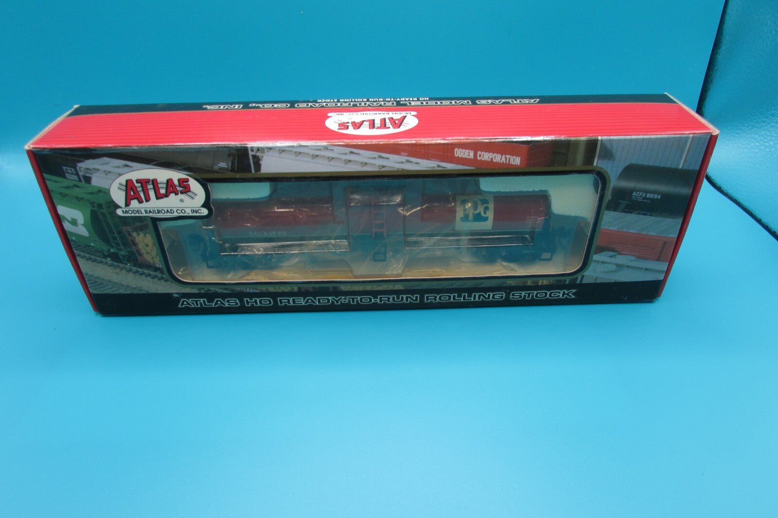 HO Scale Atlas 1557-4 17.360 Gallon Tank Car PPG#1520   A4421