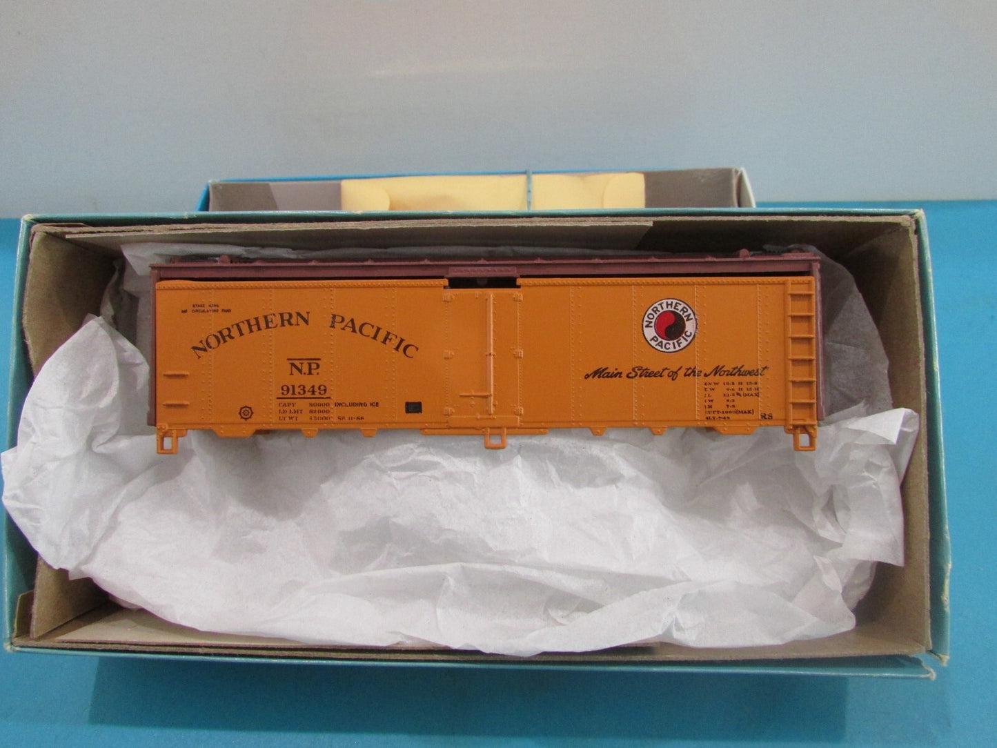 HO Scale Athearn (3Cars) Assorted 40' Box Cars Lot#1617
