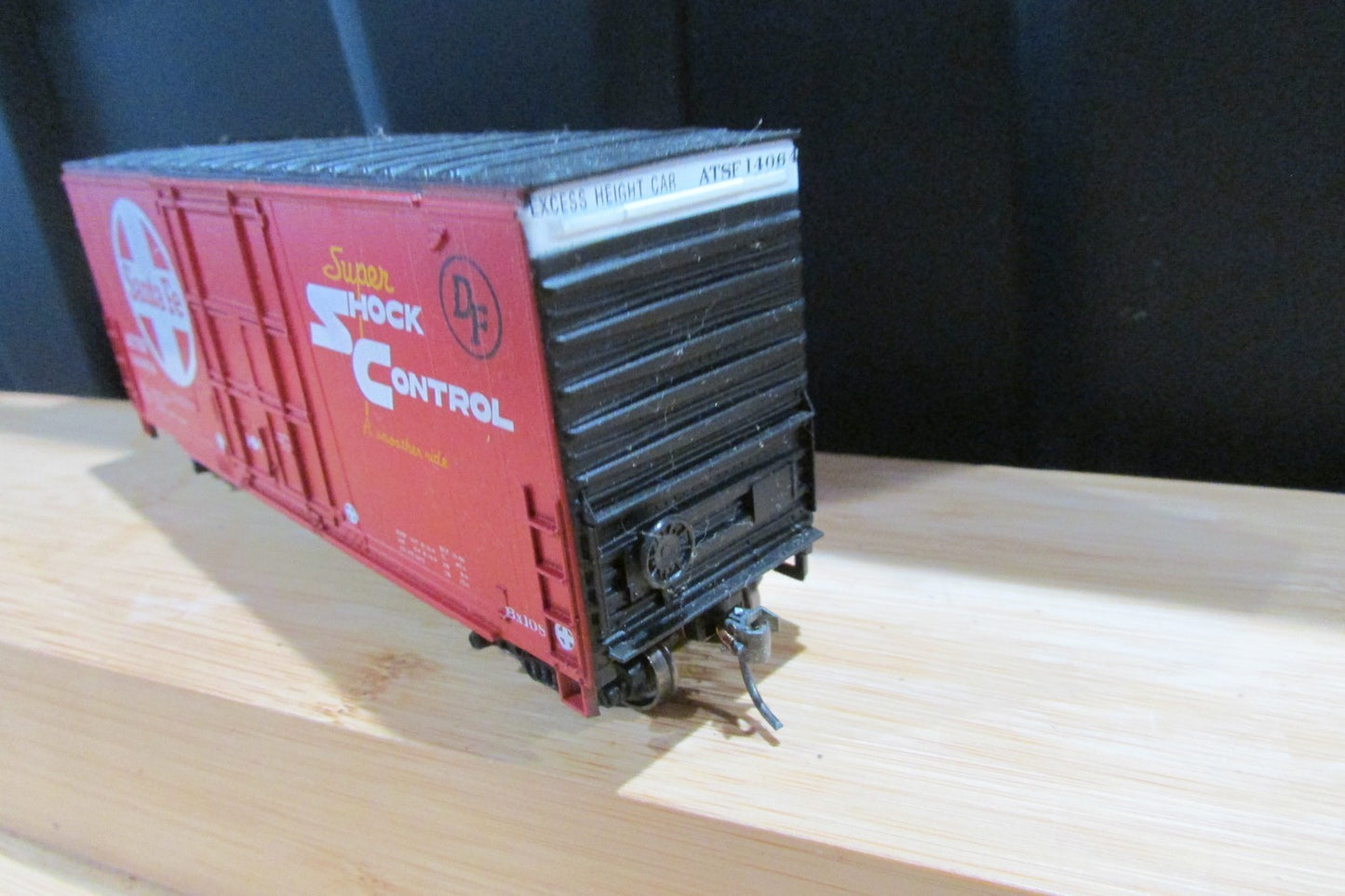 HO Scale Athearn 1965 40ft OB Hi-Cube Box Car Santa Fe ATSF 14064 ATH5185