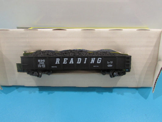 HO Scale AHM 5536 Gondola with Load READING#1806