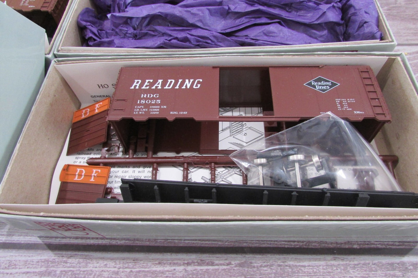 HO Scale (6)C&BT Shops Assorted Freight Cars "READING" Kits LOT#2959