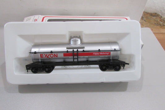 HO Scale Model Power 8105 Exxon 40' Chemical Tank Car