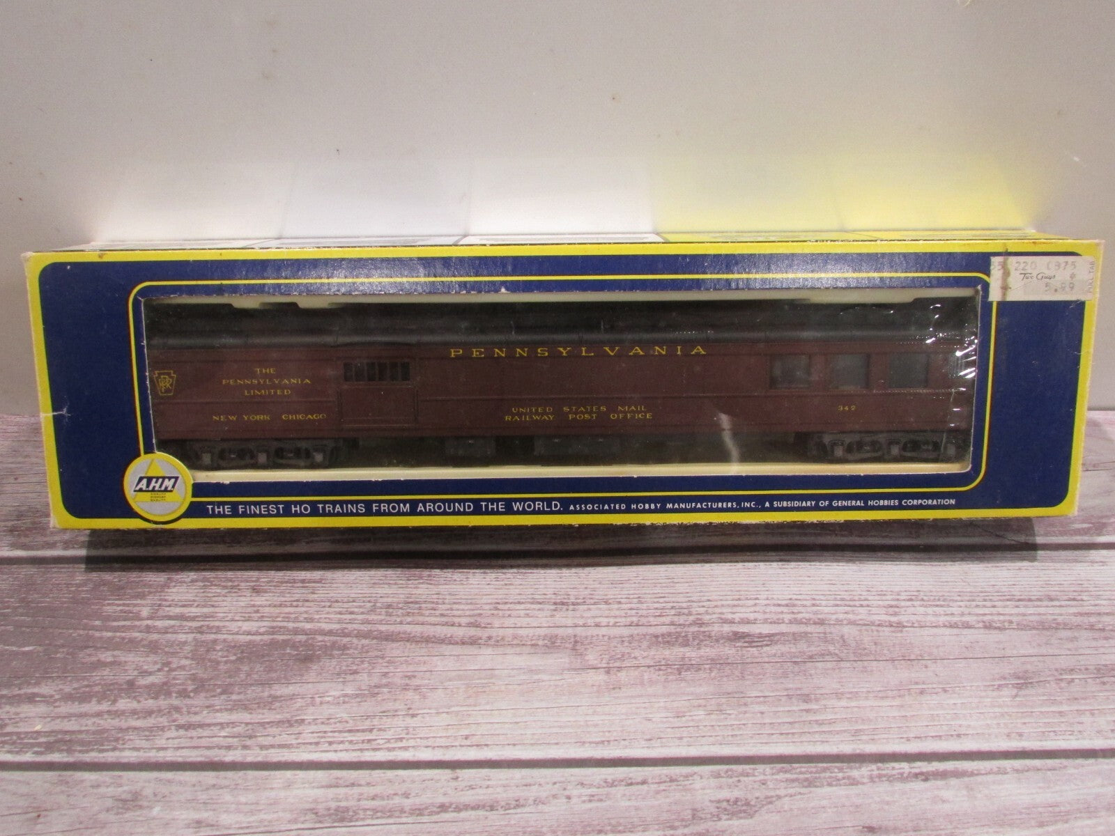 HO Scale AHM/Rivarossi 1920 Baggage-R.P.O. Pennsylvania   Passenger Car Lot#3240