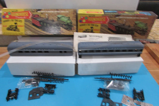 HO Scale Roundhouse (2)Harriman Style Union Pacific Kits Lot#2645