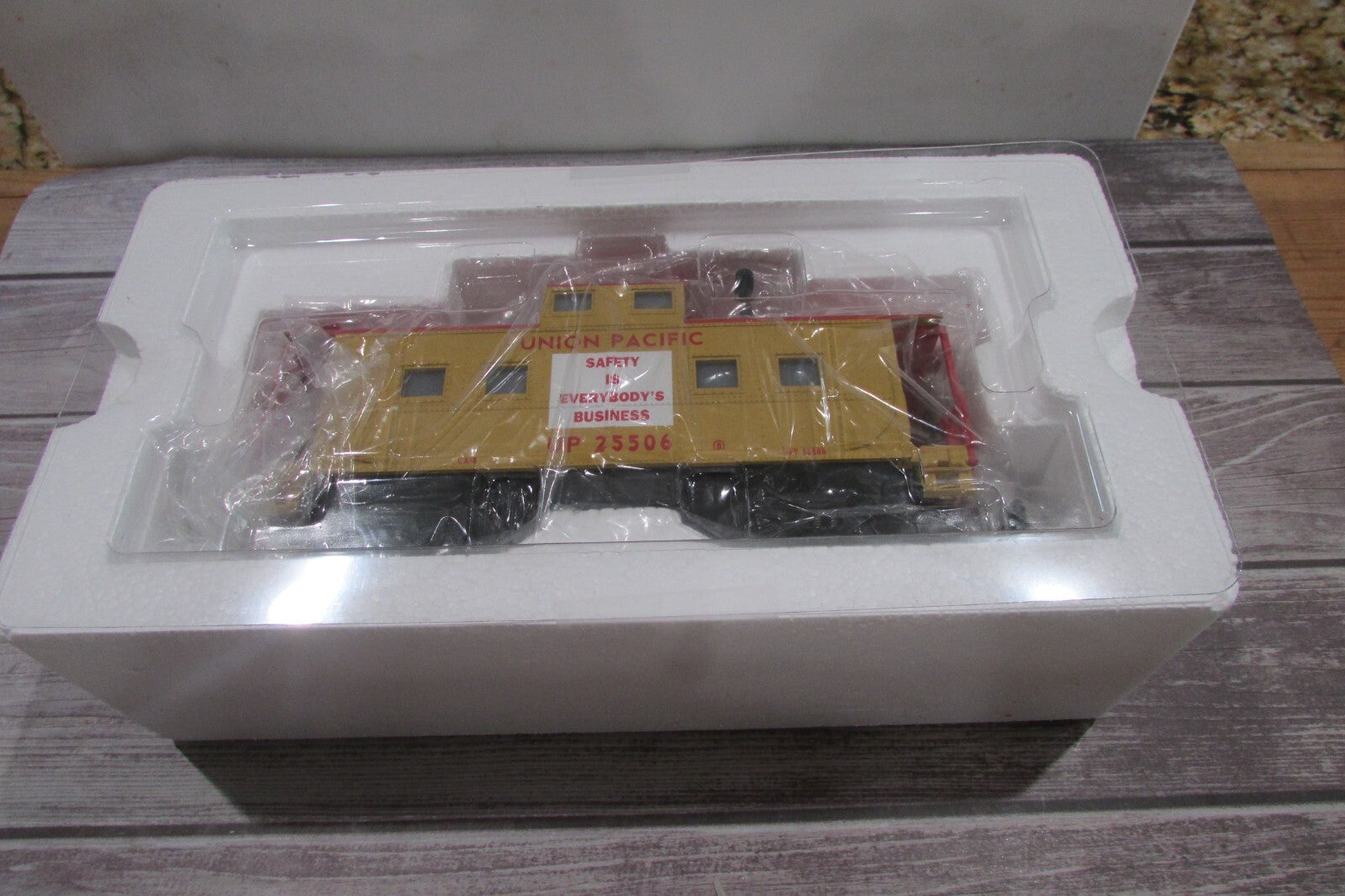 O Scale MTH 30-7767 Union Pacific Steel  Caboose Lot#2994