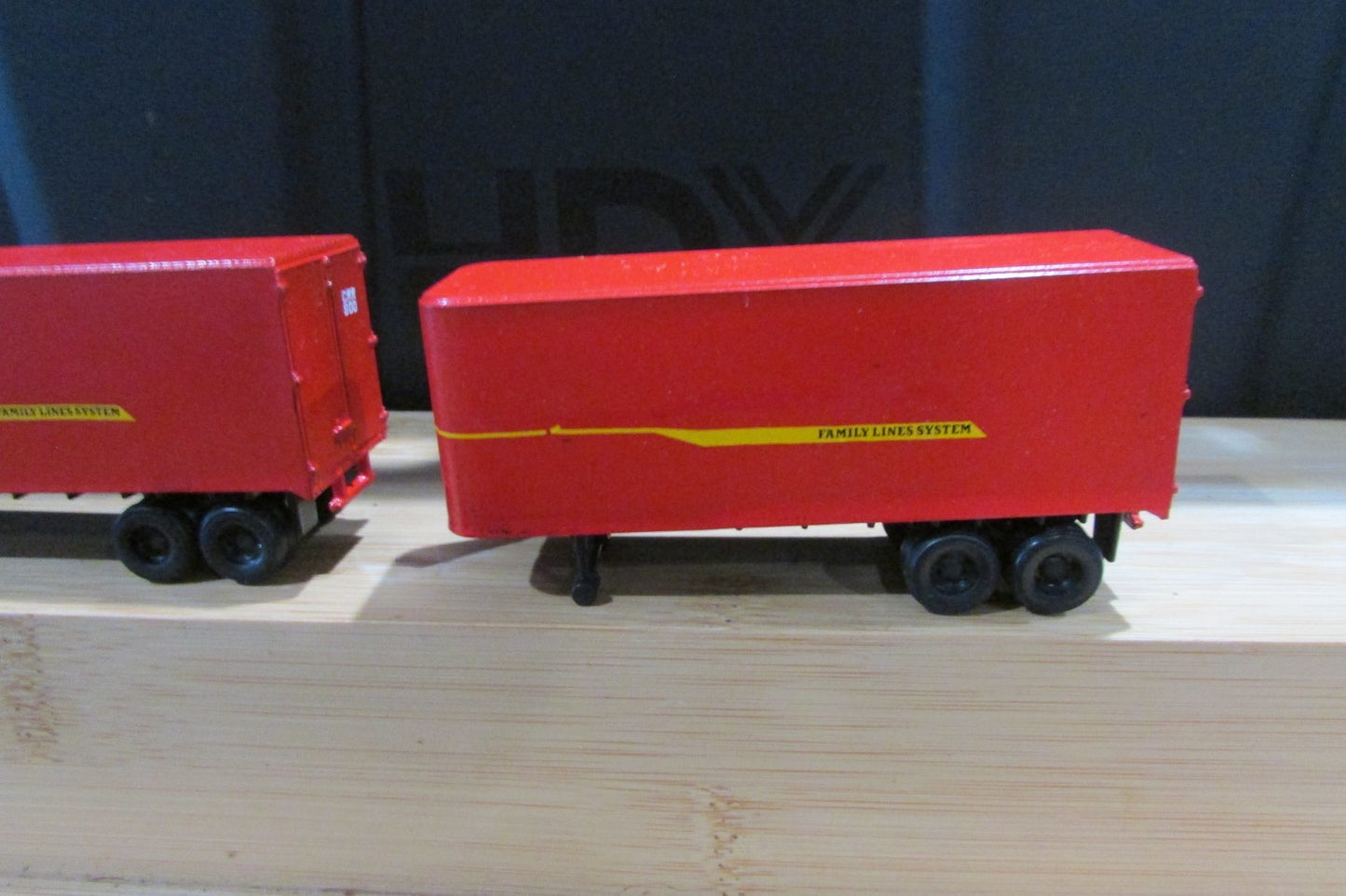 HO Scale Athearn 1403 50ft Flat Car Wabash w/ 2 Trailer ATH5190