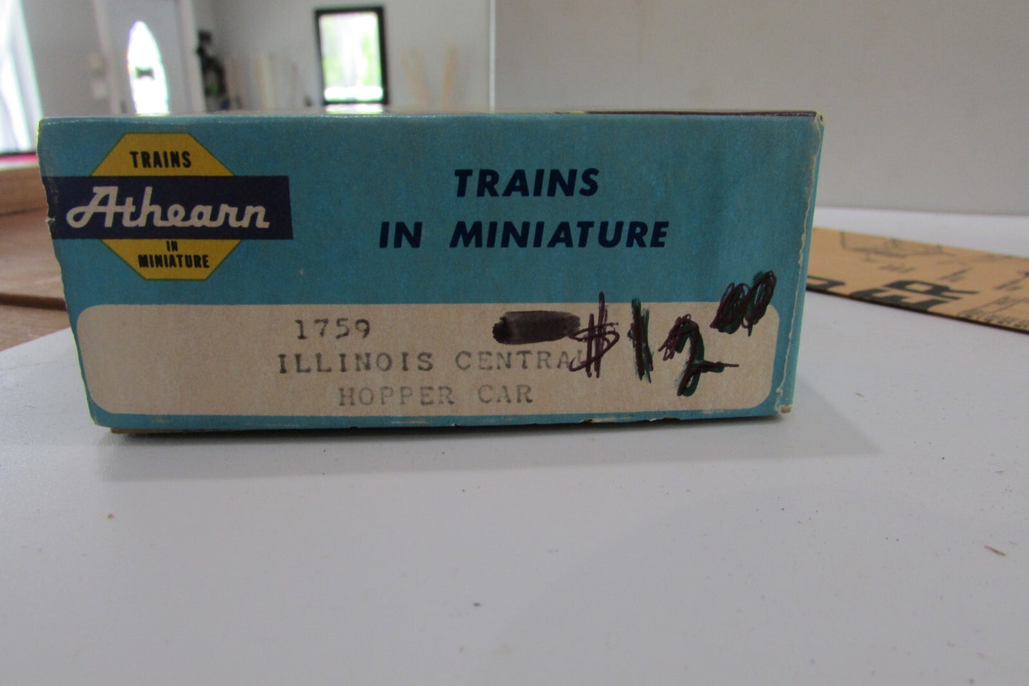 HO Scale Athearn 1759 Hopper Car Kit Illinois Central