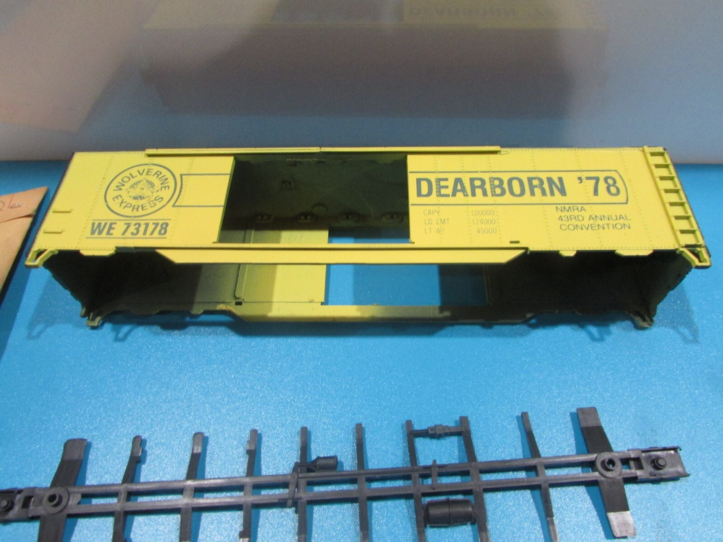 HO Scale Athearn 1928 Convention Car 50ft Wolverine Express Lot#0846
