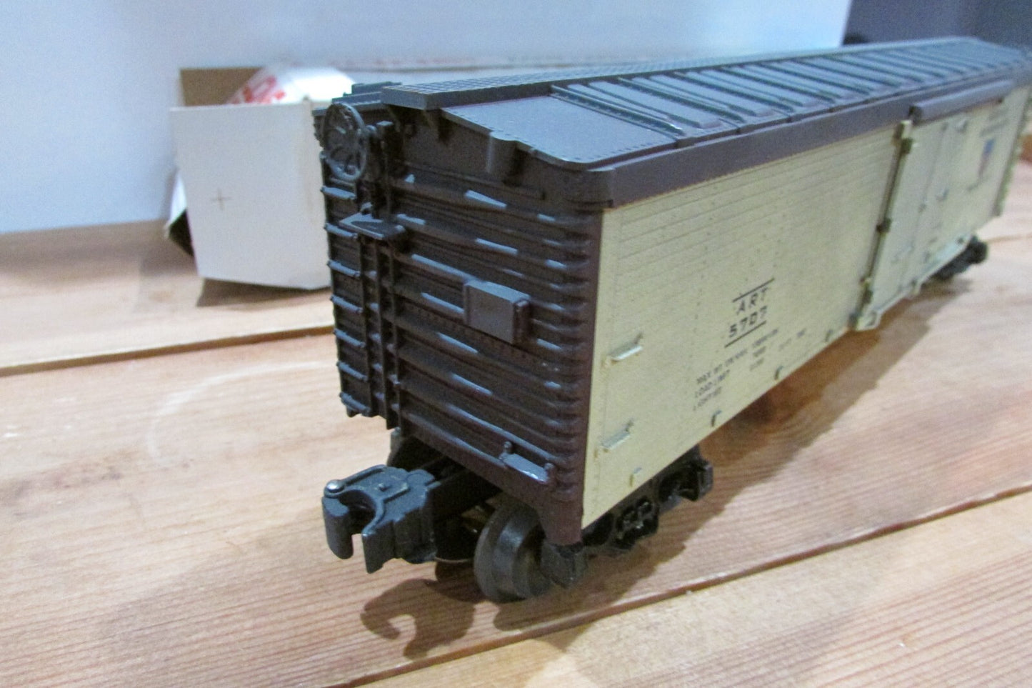 O Gauge  Lionel 6-5707 American Refrigerator Transit Corp Reefer Car