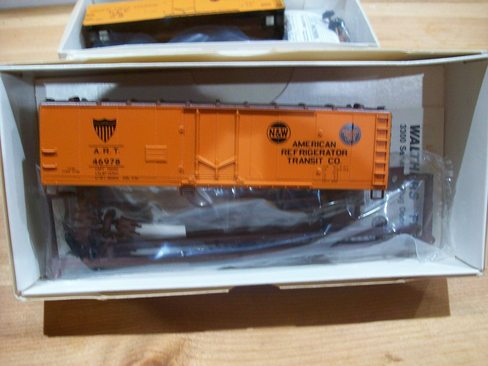 HO Scale Walthers (3Cars) Assorted Freight Cars Kits Lot#4074