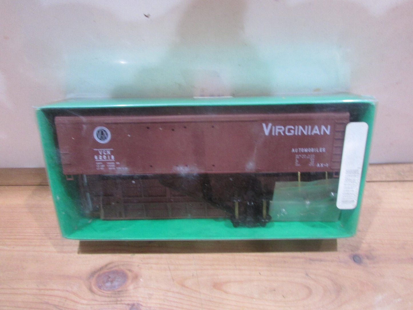 Ho Scale Bowser 55410 50' DD Door Box Car Virginia Kit