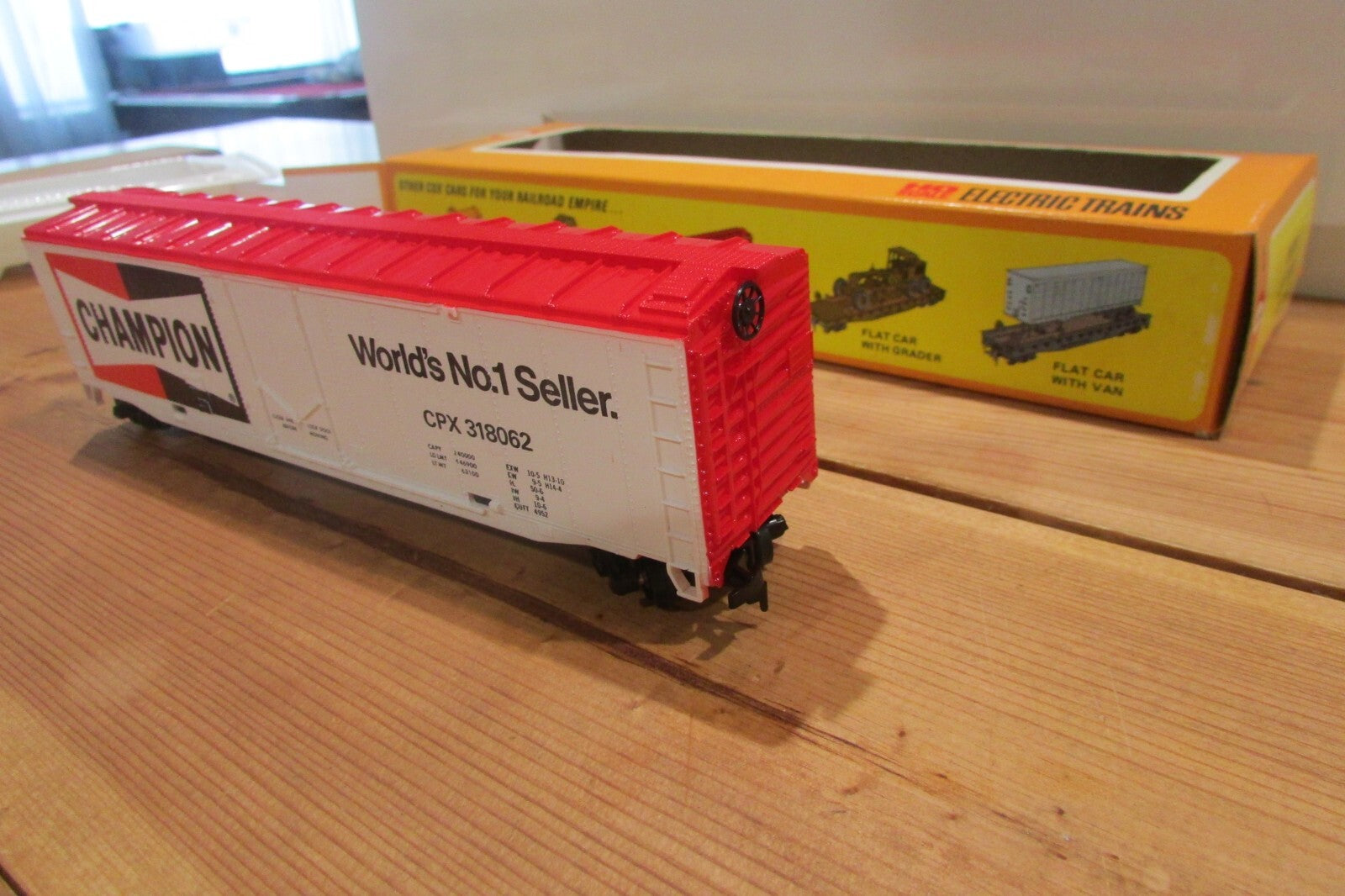 Ho Scale Cox 6121-7 50'ft BoxCar Champion Lot#0120
