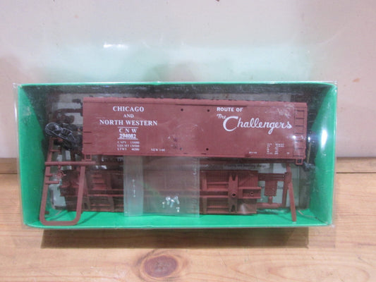 Ho Scale Bowser 3-1024 40' Box Car Chicago & North Western