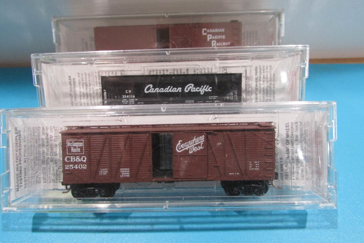 N Scale(4) Micro Trains Line Assorted Freight Cars Lot#2497