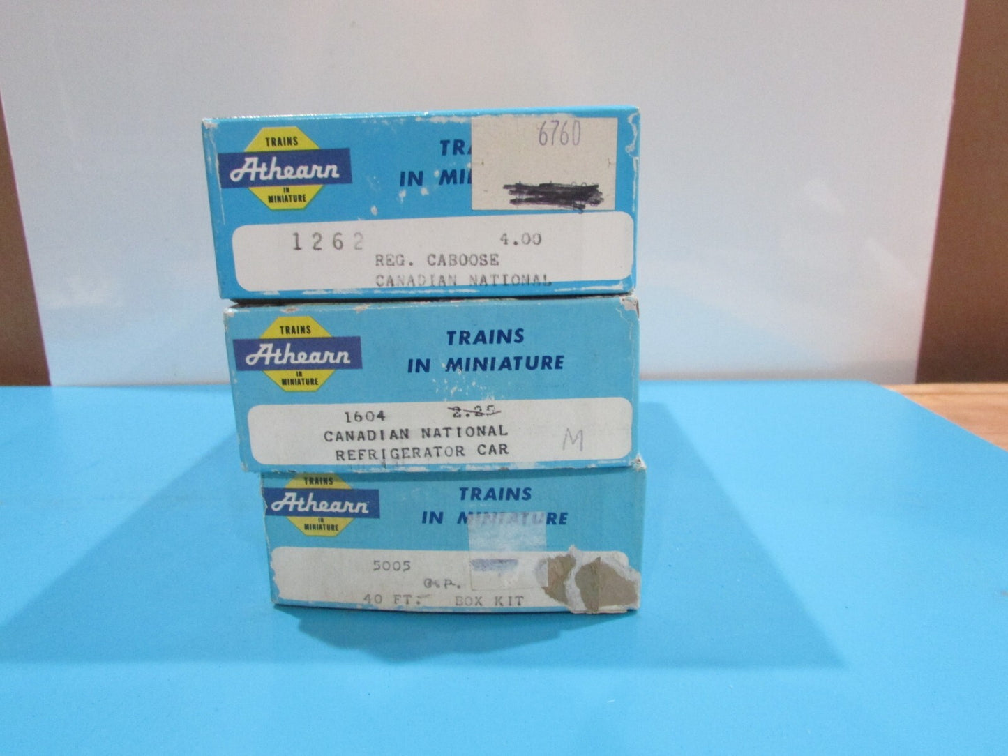 HO Scale Athearn(3)Assorted Freight Cars C.National & C.Pacific Lot#0943