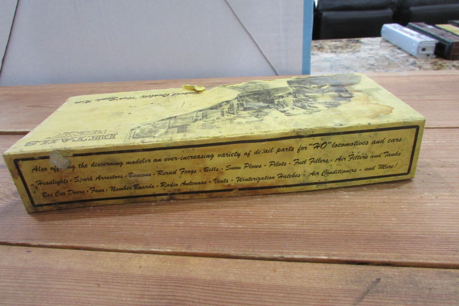 HO Scale Details West 50' Insulated Box Car Illinois Central  Lot#4709