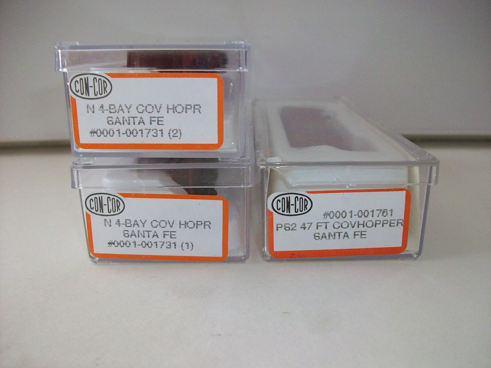 N Scale  Con-Cor (3)Santa Fe Assorted Covered Hopper N01