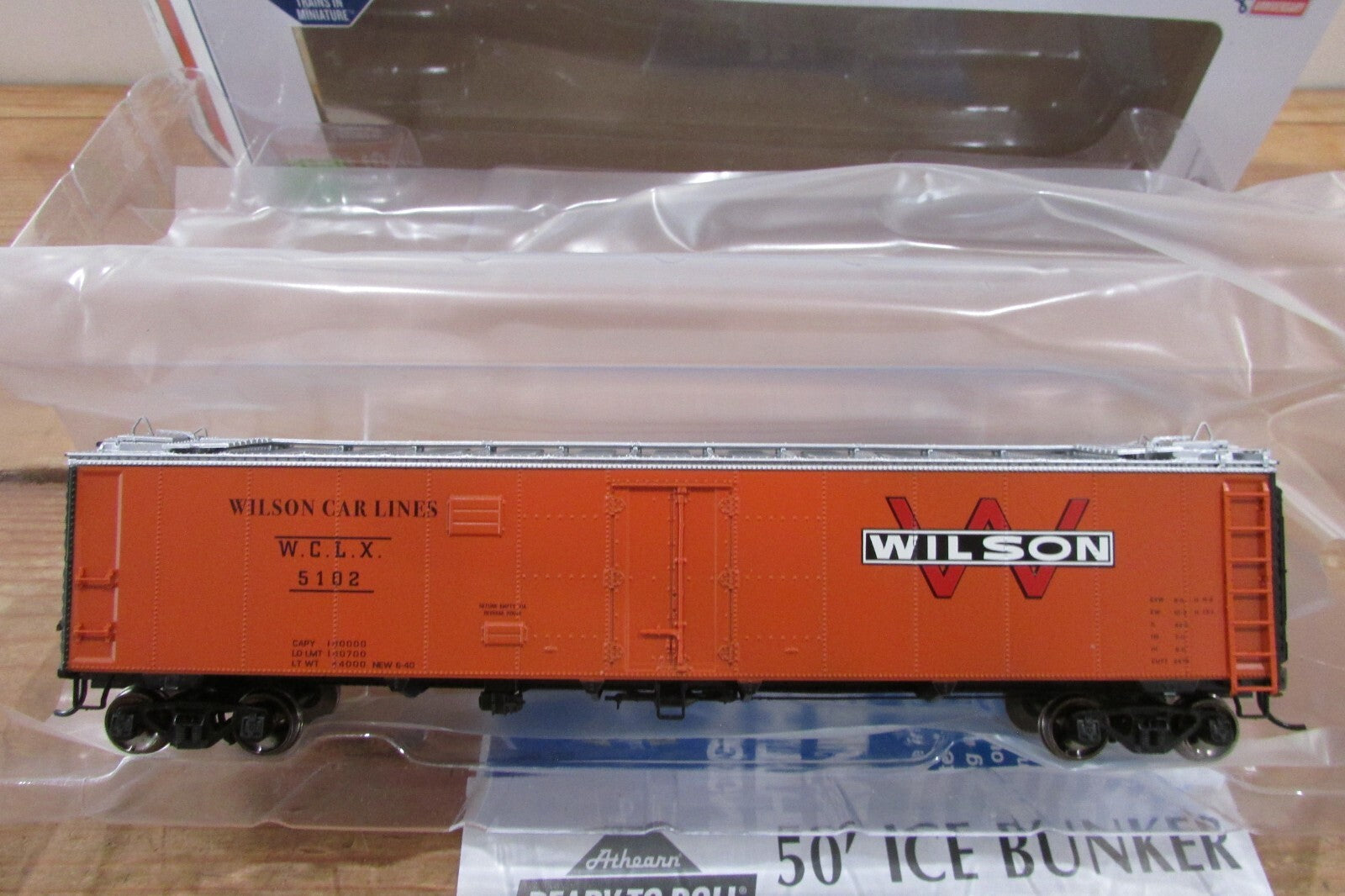 HO Scale Athearn 97937 50' Ice Bunker Reefer Wilson #5102 RTR ATH4607