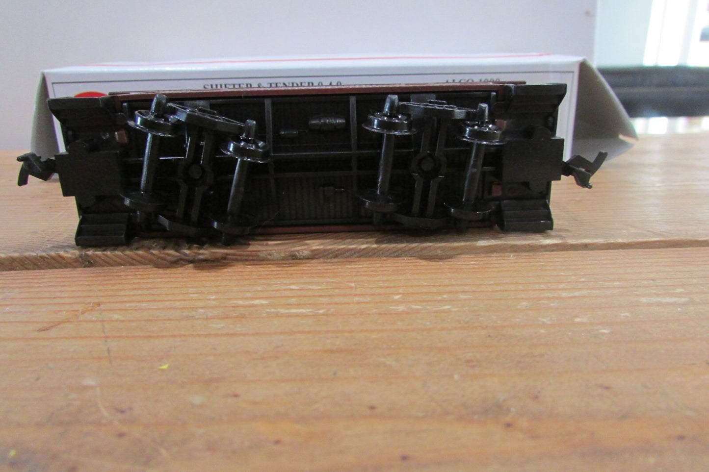 HO Scale Model Power 9141 32' Wood Caboose Pennsylvania #982086
