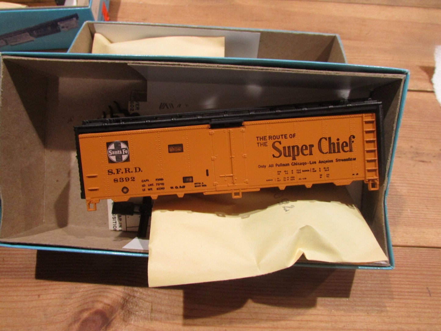 HO Scale Athearn (3) Santa Fe Cars Box Car Kits  Lot#1656