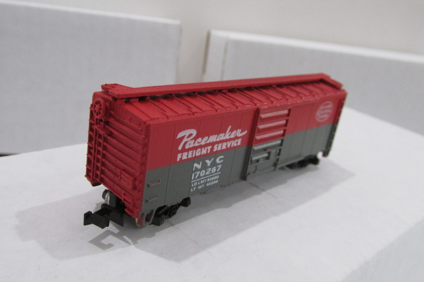 N Scale Atlas 3421 40' Box Car New York Central Pacemaker