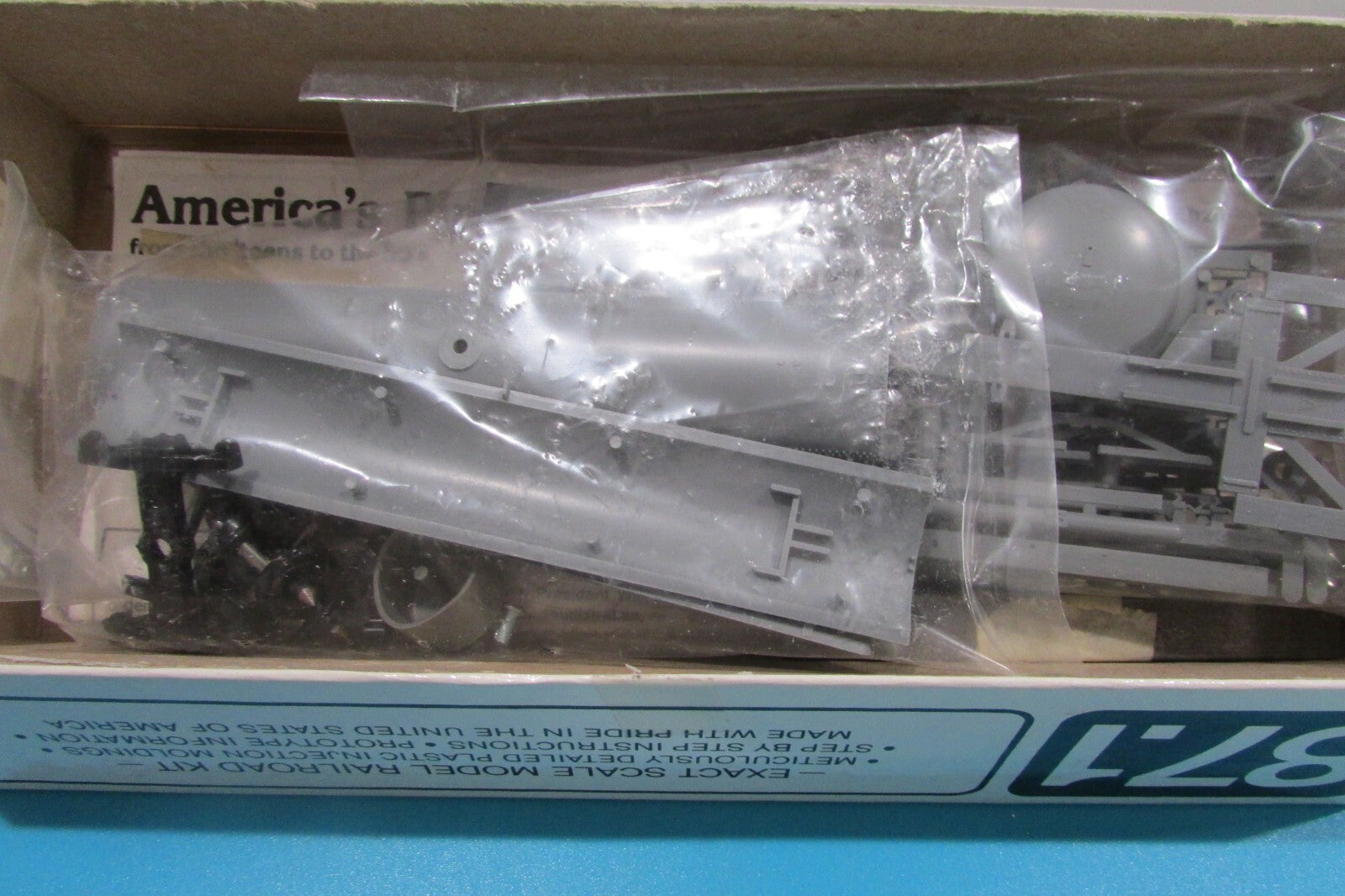 HO Scale (3)Tichy Train Group Undecorated Freight Car Kits Lot#2465