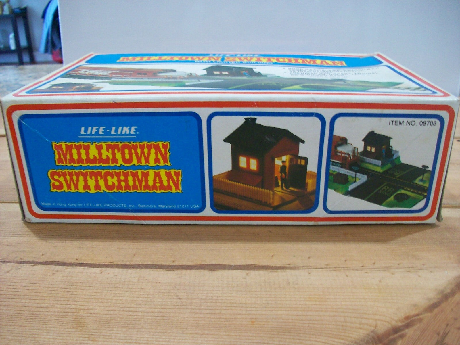 HO Scale Life-Like 08703 Milltown Switchaman