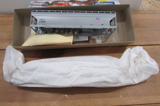 HO Scale Athearn 2902J Center Flow U.P-W.P #11807 Lot#4544