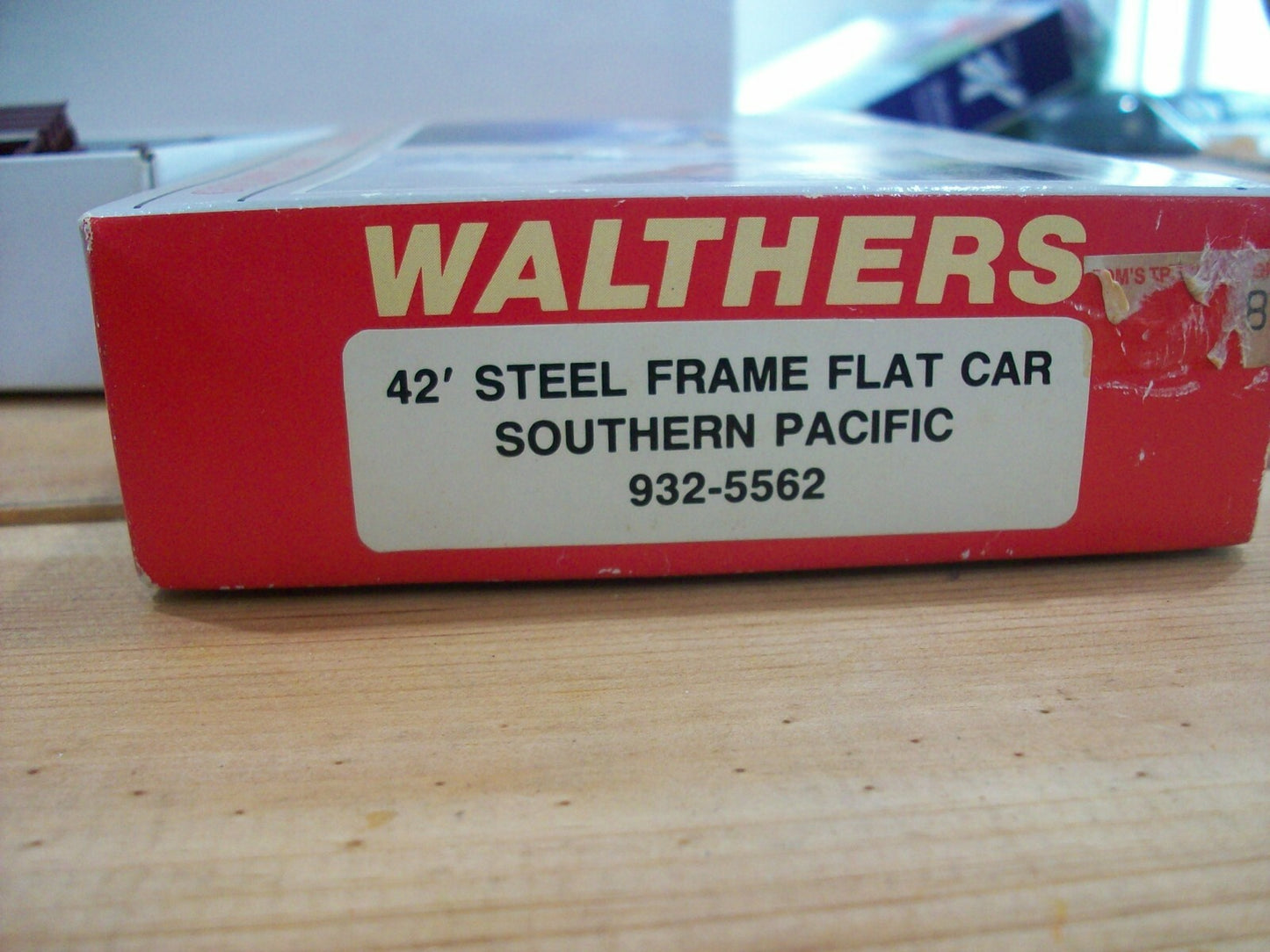 HO Scale Walthers 932-5562 52' Steel Frame Flat Car "Southen Pacific"