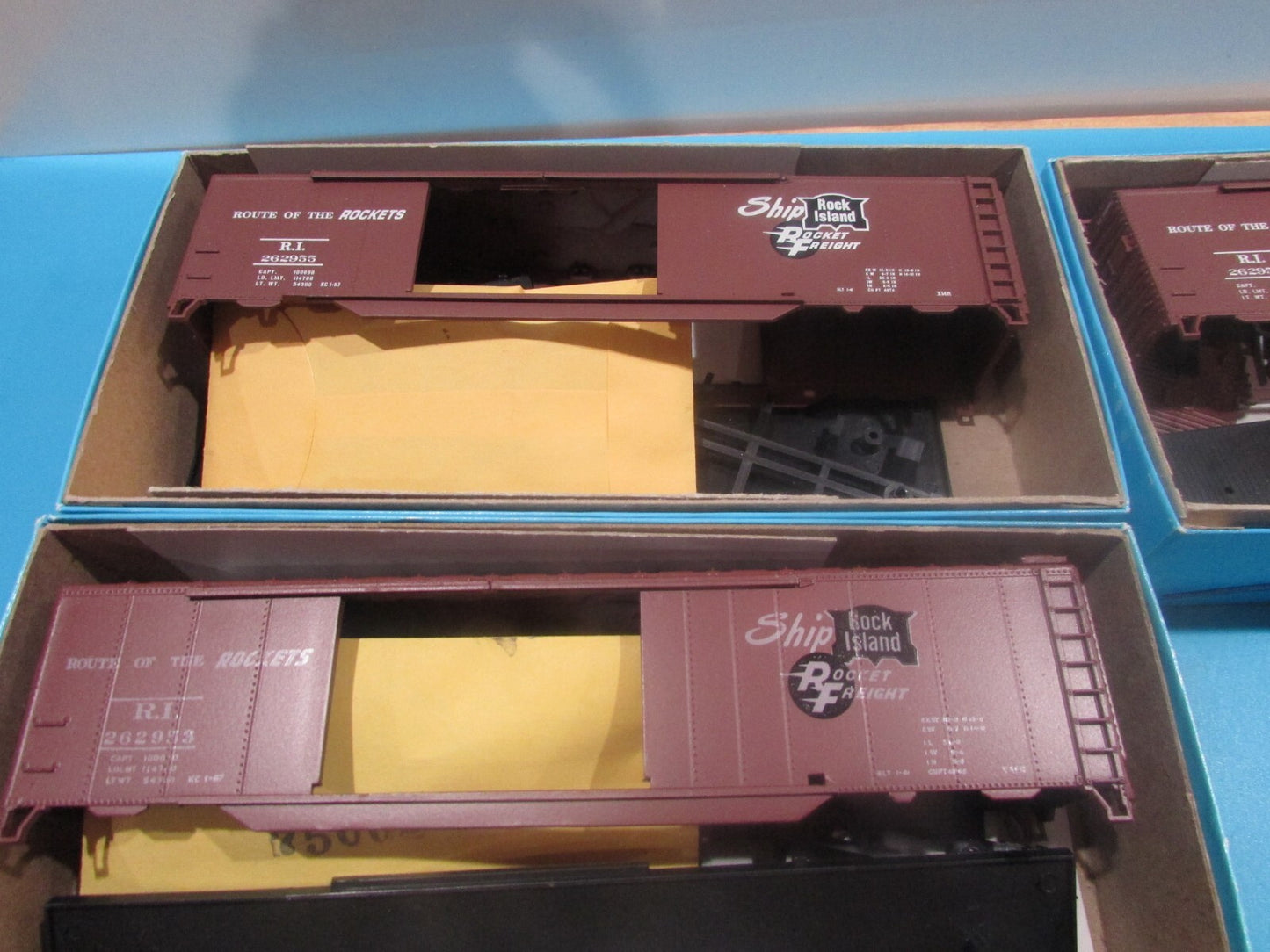 HO Scale Athearn 5037 50ft Auto Box Car Kit Rock Island Lot#1542