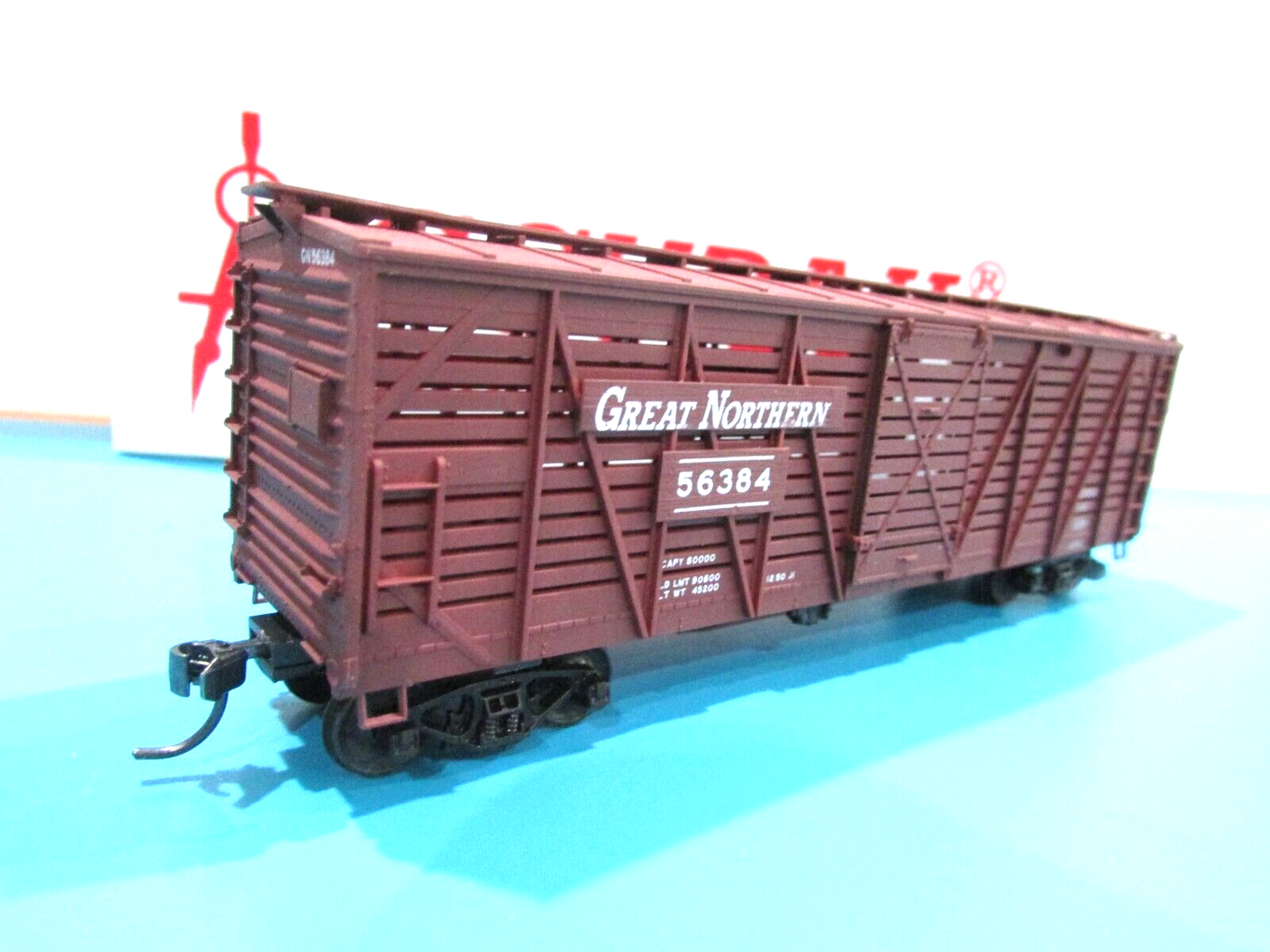 Ho Scale Accurail 4734 40' Wood Stock Car Great Northern Lot#0807
