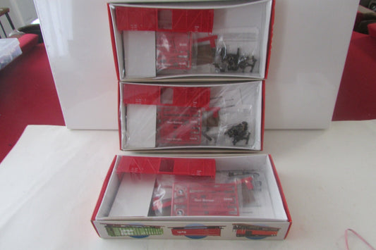 HO Scale (3)Walthers  932-2763 40' Stock Cars Great Northern Lot#4062
