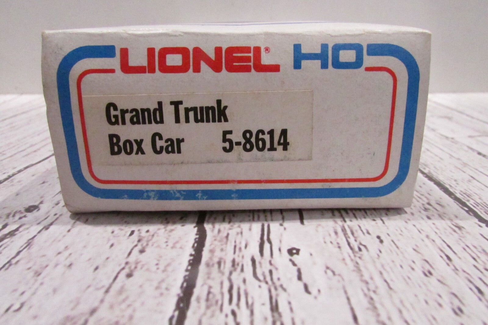 HO Scale Lionel 5-8614 Grand Trunk Western Box Car  GTW #58614 L0545