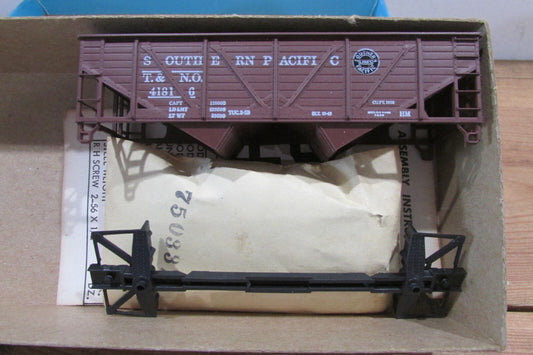 HO Scale Athearn 5425 Southern Pacific 34ft Hopper Car Kit Lot#3814