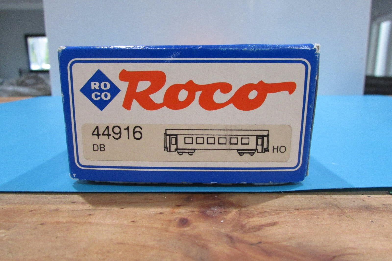 HO Scale Roco 44916 DB Baggage Passenger Car  Lot#2614