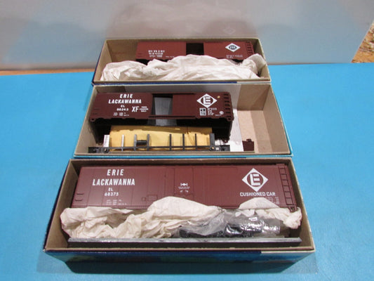 HO Scale Athearn & Roundhouse Assorted Boxcars Kits ERIE Lot#1592