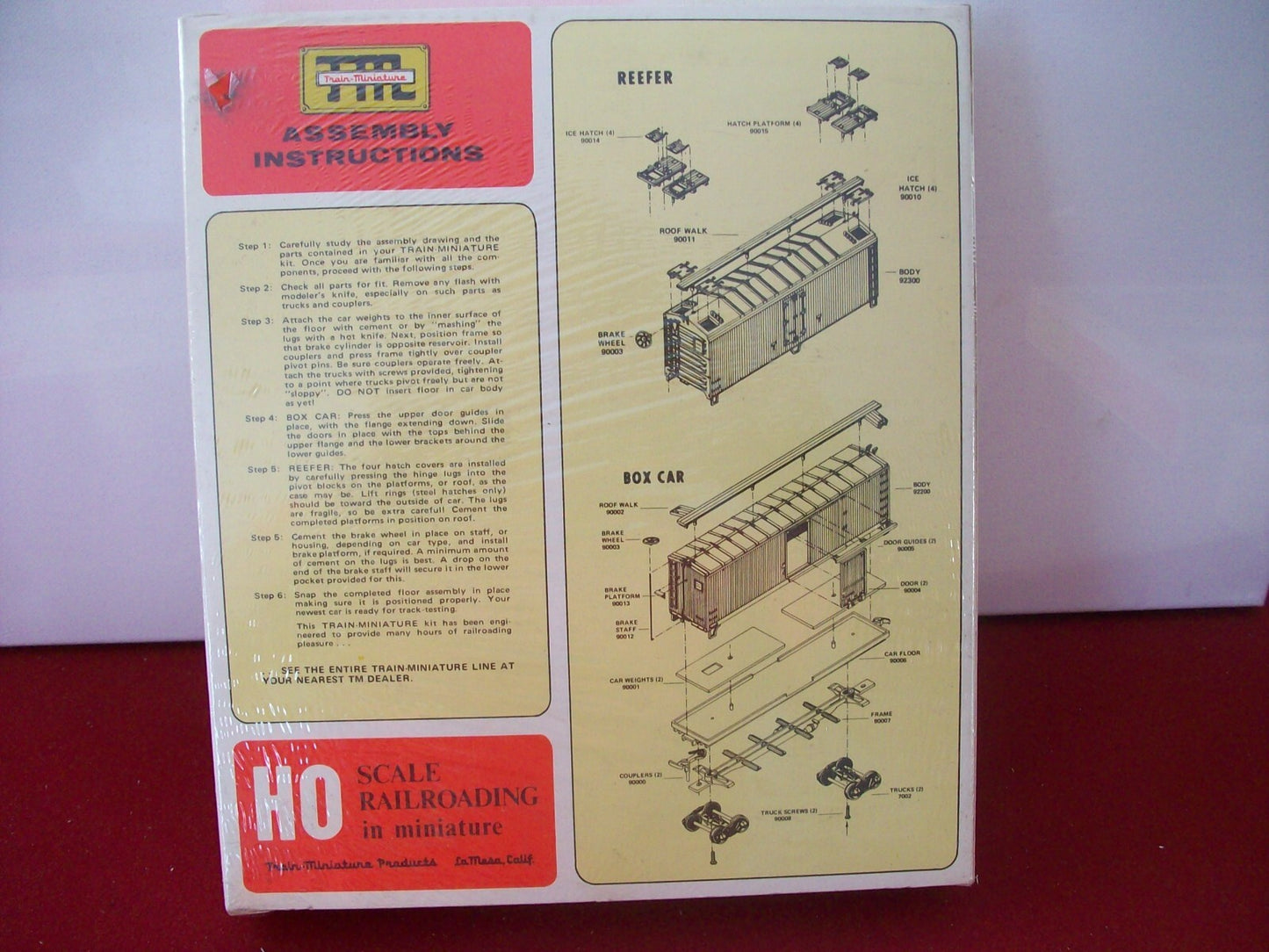 Ho Scale Train-Miniature #8707 Pacific Fruit Express Kits Lot#3970