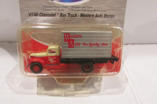 Ho Scale/1:87 Scale  Classic Metal Work 30373 41/46 Chevrolet Box Truck