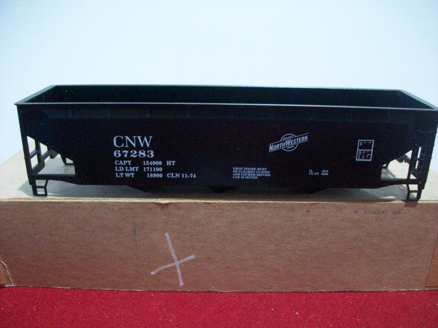 HO Scale RoundHouse 67283 North Western Hopper Car Kit Lot#0520