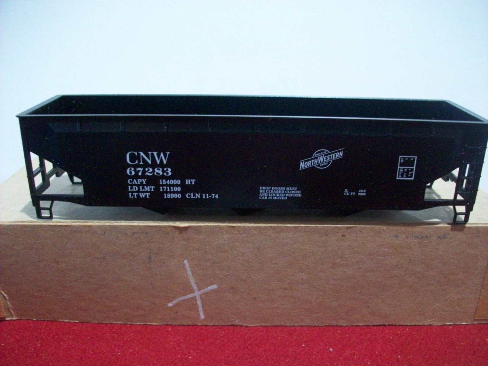 HO Scale RoundHouse 67283 North Western Hopper Car Kit Lot#0520