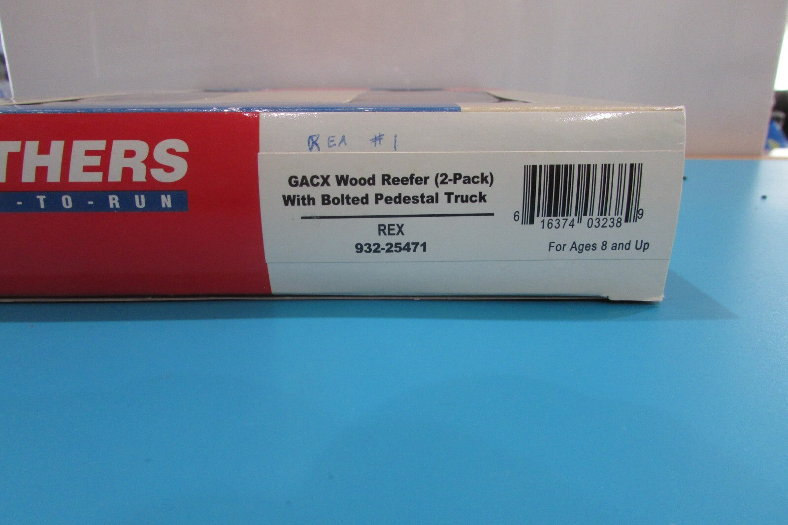 HO Scale Walthers 932-25471 GACX Wood Reefer w/Bolted Pedestal Truck Lot#0707