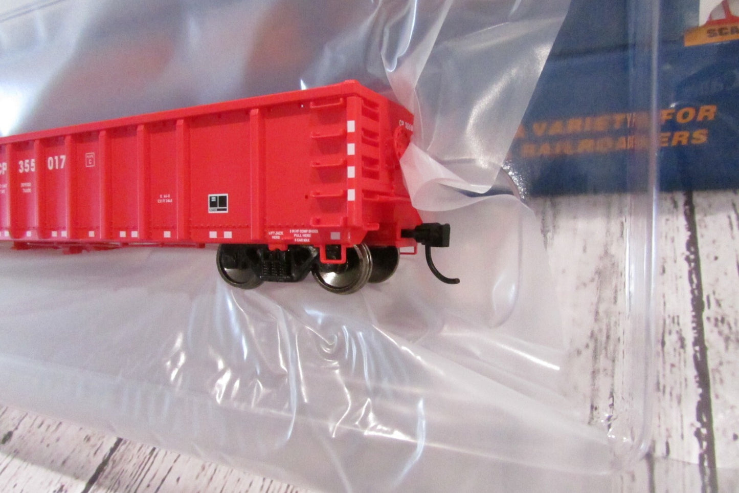 HO Scale Walthers (4) 68' Railgon Gondola Canadian Pacific Lot#3337