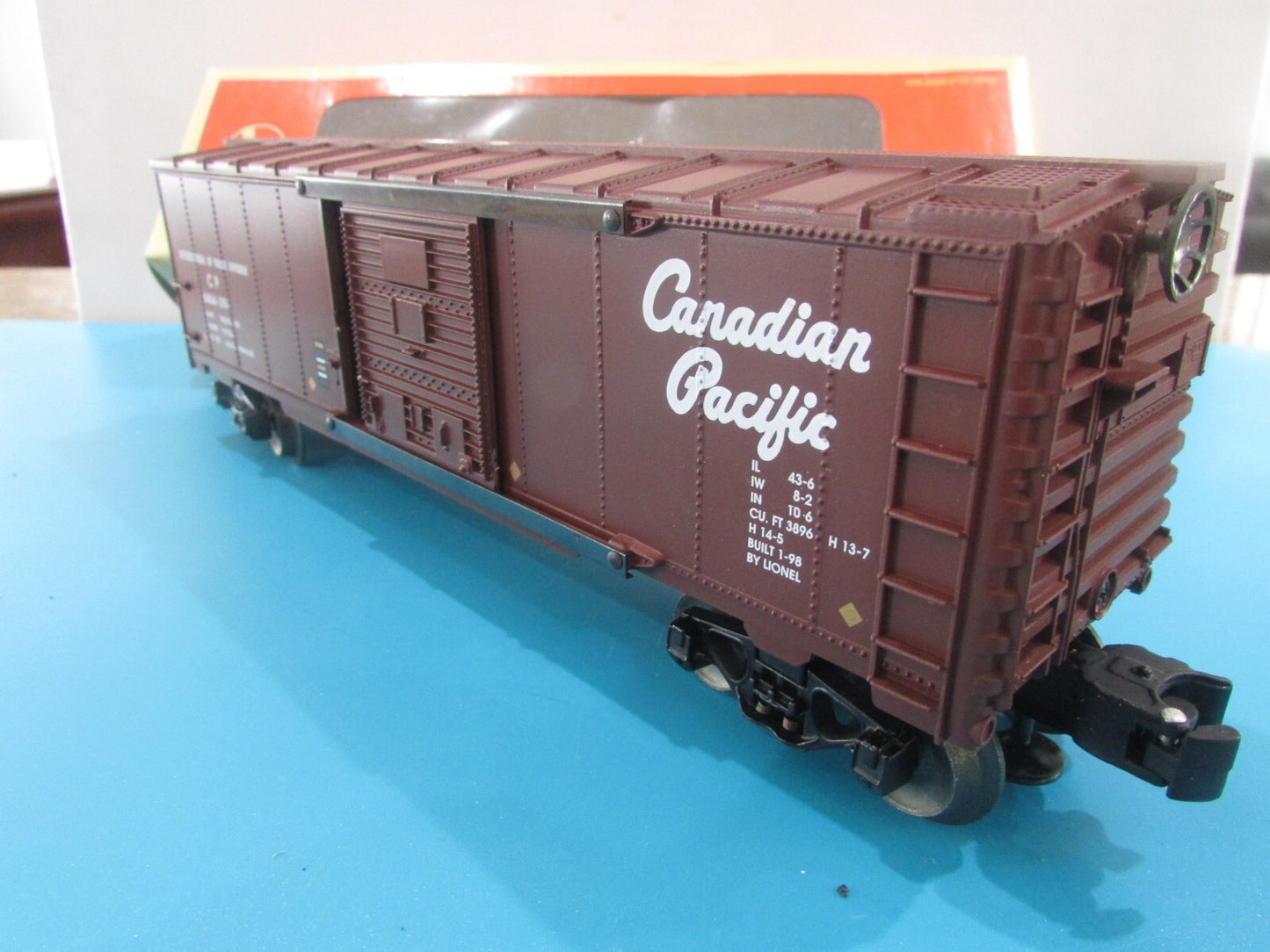 O Scale Lionel 6-29215 Canadian Pacific Box Car Lot#1670