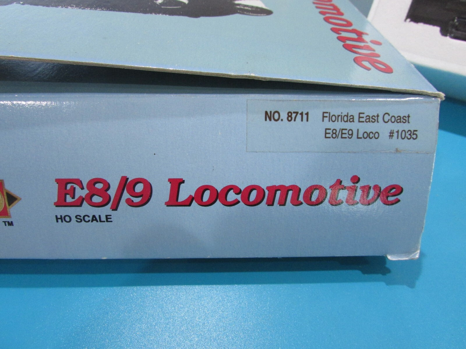 HO Scale Proto 2000 8711 E8/E9 Locomotive Florida East Coast #1035   Lot#1177