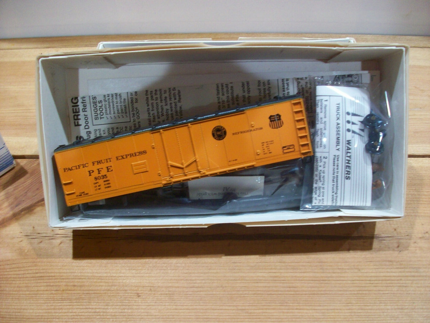 HO Scale Walthers (3Cars) Assorted Freight Cars Kits Lot#4074