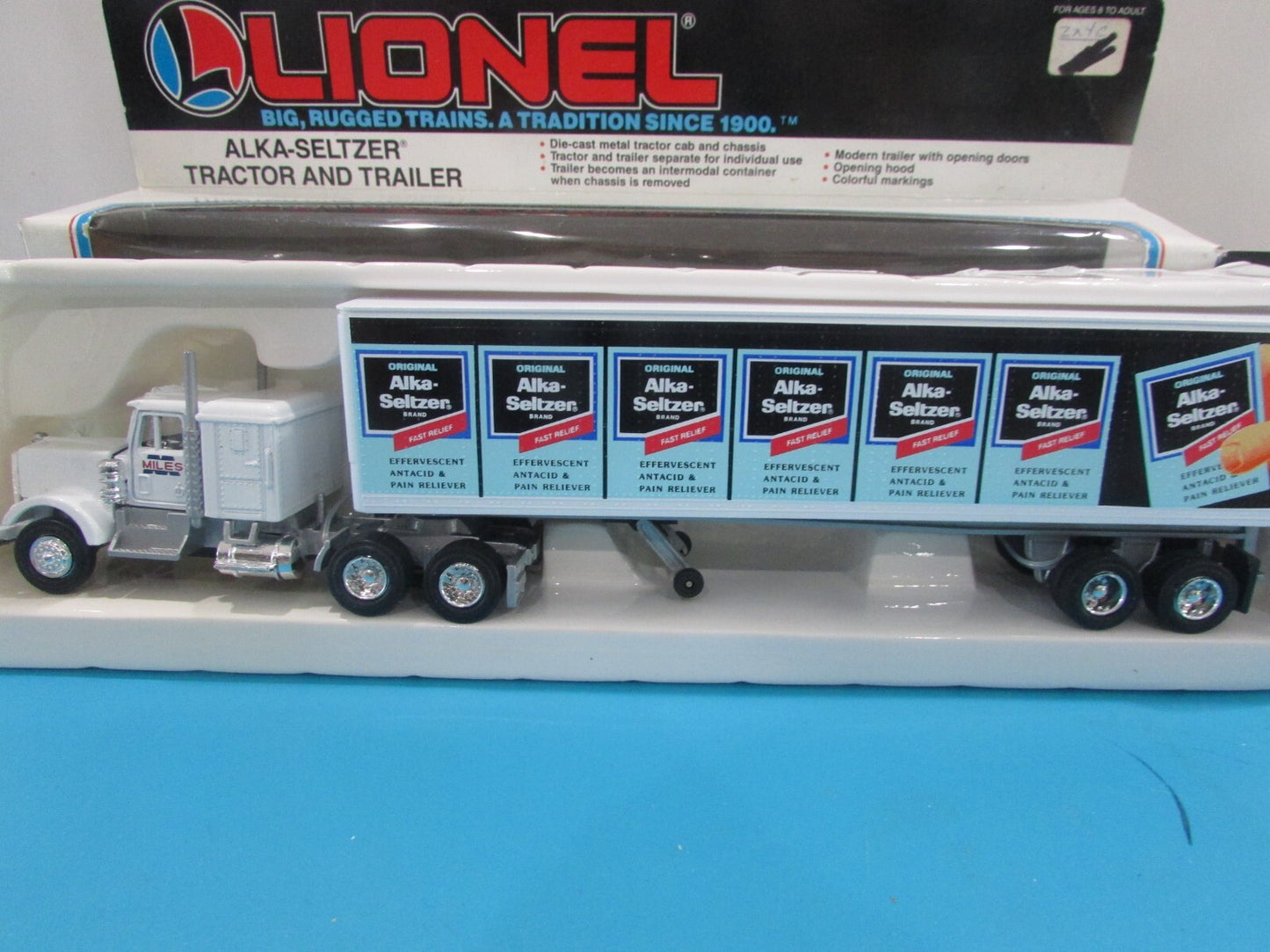 O Scale Lionel 6-12811 Alka-Seltzer tractor & Trailer Lot#1666