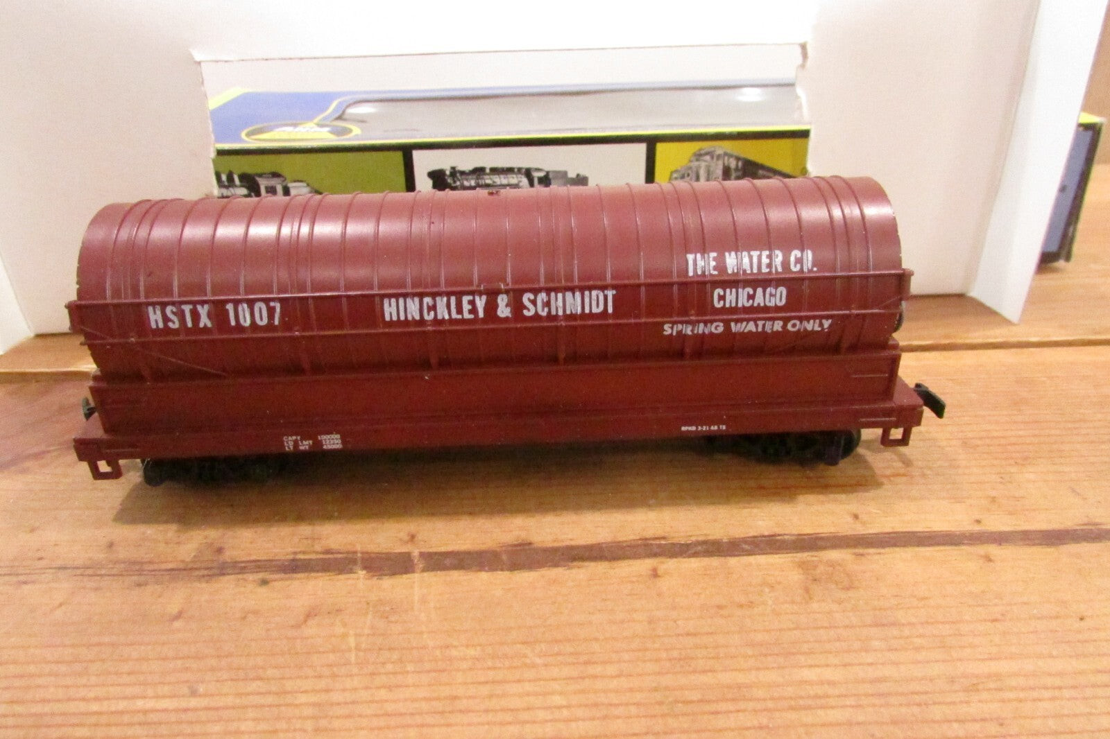HO Scale AHM 5428E Vinegar Car Hinckley & Schmidt