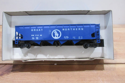 HO Scale Model Power Great Northern Hopper Car #71950 Lot#0371