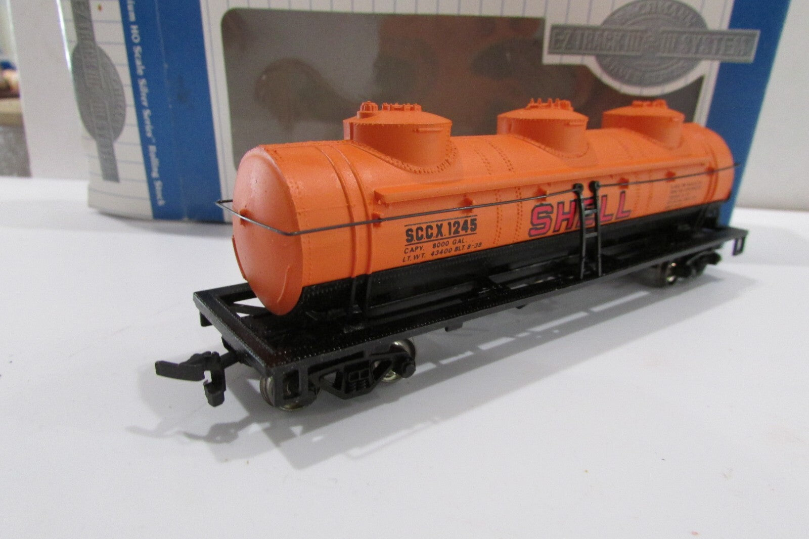 HO Scale Bachmann 17134 40' Three Dome Tank Car SHELL