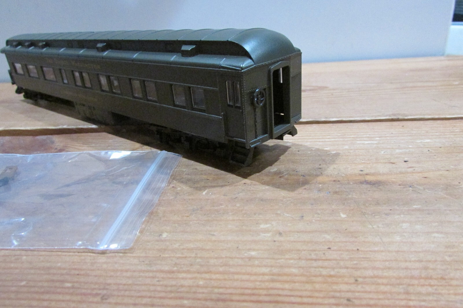 HO Scale Athearn/Bev-Bel 5415 Observation Passenger Car Lot#4054